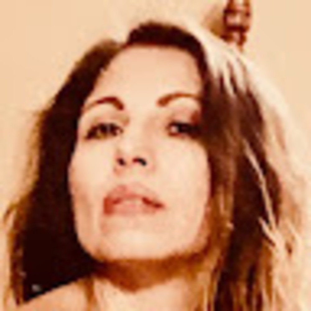 Meet your Posher, Claudia